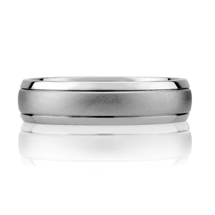 A Jaffe Classic Platinum Wedding Ring BB0009
