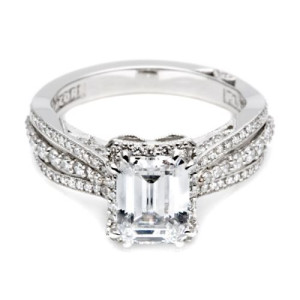2641ECP8X6 Tacori Dantela 18 Karat Engagement Ring