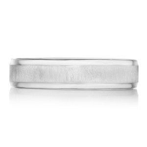 Tacori 144-5S Platinum wedding band, front view of the flat satin center panel with polished edge rails