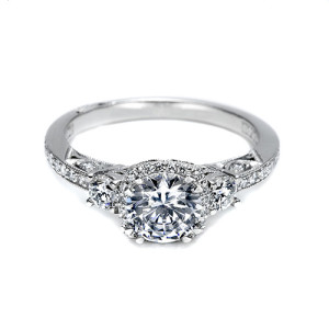Tacori 18 Karat Dantela Engagement Ring 2623RDLGP