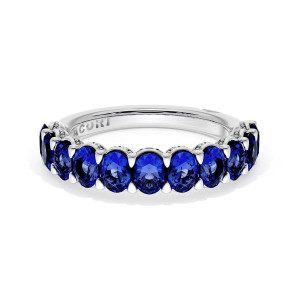 Tacori 41765BS12 Platinum band top view of upright oval blue sapphires with milgrain arcs beneath the row