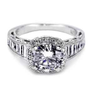 Tacori Crescent 18 Karat Engagement Ring HT2531RD12X