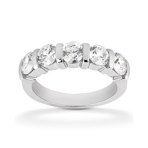 Diamond Five Stone Band 18 Karat Taryn Collection TQD B-992-5