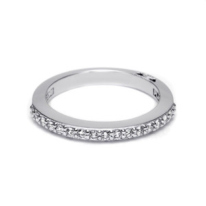Tacori 18 Karat Simply Tacori Wedding Band 2630BLG12