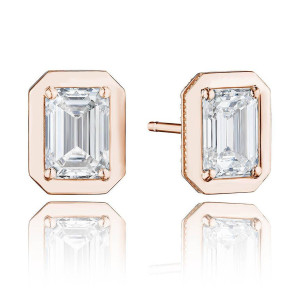 Tacori FE823EC7X5NDPK 18 Karat Rose Gold, angled pair view of the larger emerald cut diamond studs with polished frames