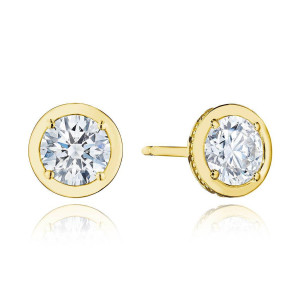 Tacori FE823RD6NDY 18 Karat Yellow Gold, pair of round brilliant diamond studs in four-prong settings inside a flat yellow gold rim, milgrain gallery visible