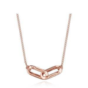 Tacori FN842PK17 18 Karat Rose Gold, top view of the interlocking double link pendant with milgrain beading on a double cable chain