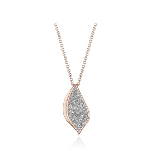 Tacori FN913PK26 18 Karat Rose Gold, front view of the pave dahlia petal pendant on a matching rose cable chain