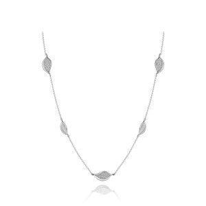 Tacori FN91518 18 Karat White Gold, full length view of the station necklace with five leaf stations alternating pave diamonds and fluted metal