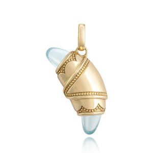 Tacori FN948AQUFY 14 Karat Yellow Gold, angled view of the crescent charm showing the pale blue aquamarine tips, beaded bands and bail