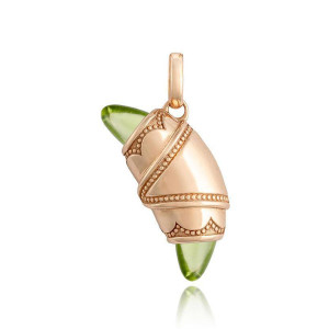 Tacori FN948PERFPK 14 Karat Rose Gold, angled close view of the beaded crescent cookie charm with olive green cabochon tips and open bail