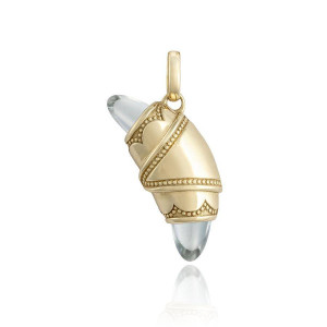 Tacori FN948WTFY 14 Karat Yellow Gold, angled view of the crescent charm wrapped around a colourless topaz bullet with beaded scalloped edges