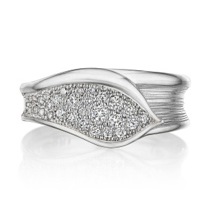 Tacori FR907 18 Karat White Gold, top view of the single petal band with a leaf panel filled with pave diamonds