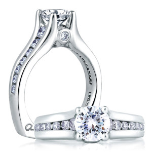 A Jaffe 18 Karat Signature Engagement Ring MES228