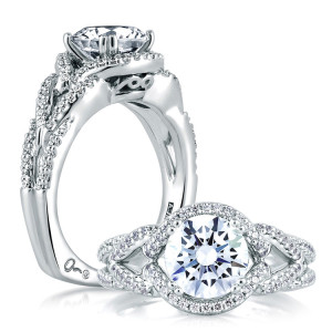 A Jaffe 18 Karat Signature Engagement Ring MES283