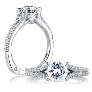 A Jaffe 18 Karat Signature Engagement Ring MES333
