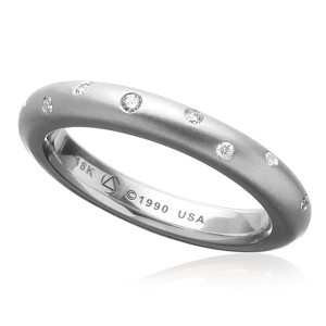 Kretchmer Platinum Omega Band with 8 Diamonds