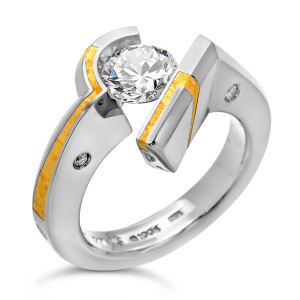 Kretchmer Platinum Unquestionable Ring with 24-Karat Inlay Tension Set