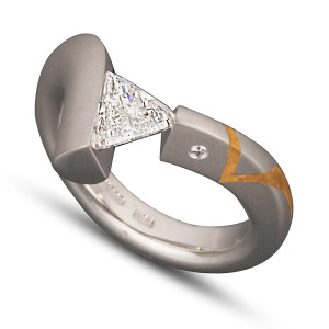 Kretchmer Platinum/24K Gold V3 Tension Set Ring