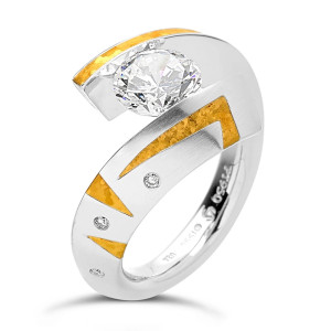 Kretchmer Platinum Zing with 24K Inlay Tension Set Ring