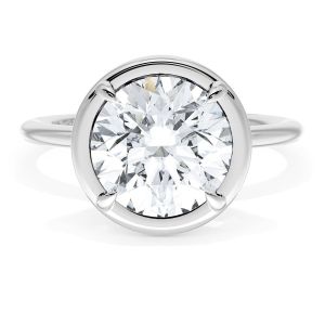 40417RD9 Platinum top view, round brilliant center inside a polished circular frame on a thin band