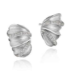 Tacori FE904 18 Karat White Gold, front view of the ruffled multi petal huggie with two diagonal rows of pave diamonds