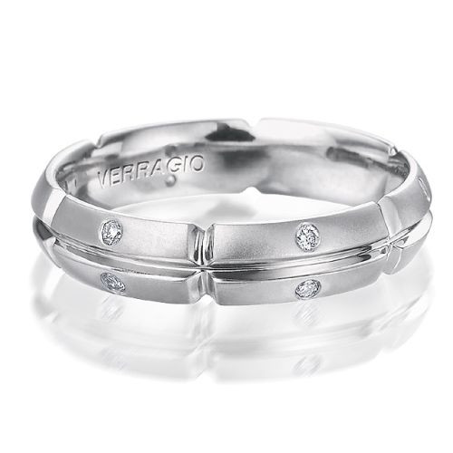 Verragio VWD-5905 Platinum men's wedding band, angled view of brushed panels divided by polished grooves with flush set rounds
