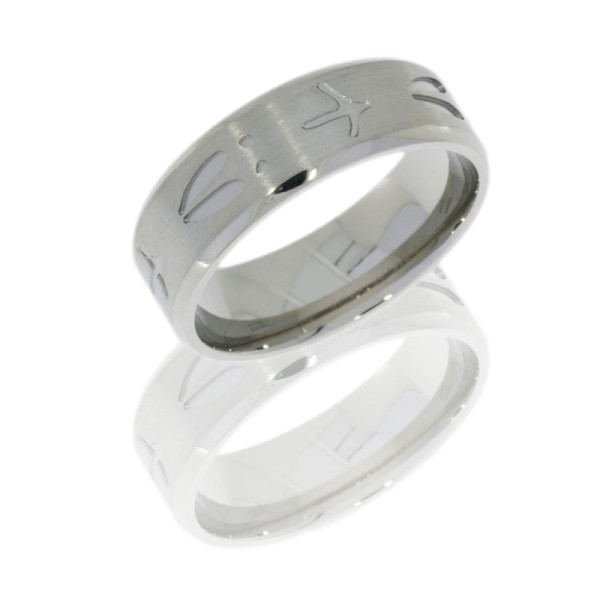Lashbrook 8BTURKEYDEER titanium wedding band, angled view of a flat satin face carved with deer hoof and bird track prints
