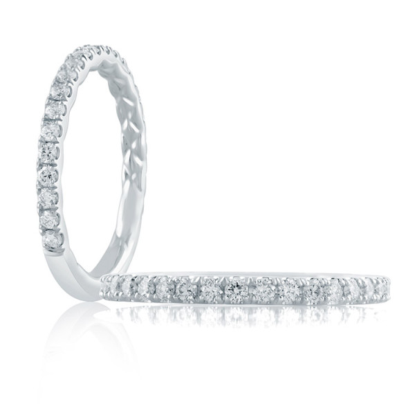 A.JAFFE MR1871Q/42 Platinum diamond wedding ring, standing and lying views of a plain lower rail below shared prong rounds and inner carving