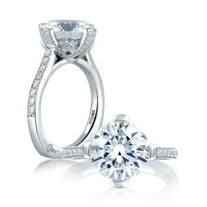 A Jaffe 18 Karat Signature Engagement Ring MES432