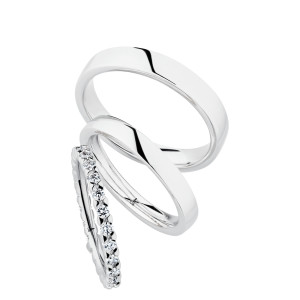 Christian Bauer 280229 18 karat white gold wedding band, angled view of a flat polished face with crisp square edges and a bright polished interior, shown with its matching rings