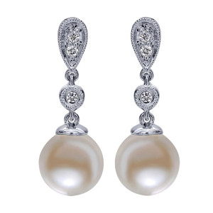 Gabriel Fashion 14 Karat Victorian Drop Earrings EG9902W45PL