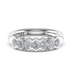 Tacori 4756514 Platinum band top view of seven oval diamonds in scalloped bezels on platinum