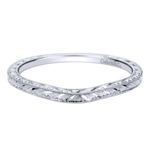 Gabriel & Co. WB8728W4JJJ 14 karat white gold Victorian wedding band, front view of the shallow contour dip, hand engraved wheat pattern edged with fine milgrain