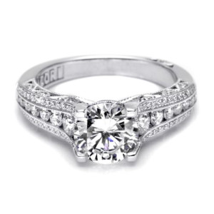 Tacori Crescent 18 Karat Engagement Ring HT2513RD7512X