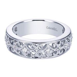 Gabriel 14 Karat Victorian Wedding Band WB4172W44JJ