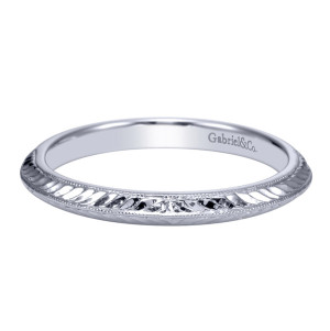 Gabriel & Co. WB8709W4JJJ 14 karat white gold Victorian wedding band, angled view of the rope twist engraving with milgrain rails along both narrow rims