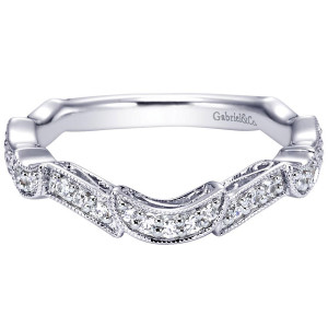 Gabriel & Co. WB5471W44JJ 14 karat white gold Victorian wedding band, angled view of scalloped sections edged in milgrain and parted by polished bars
