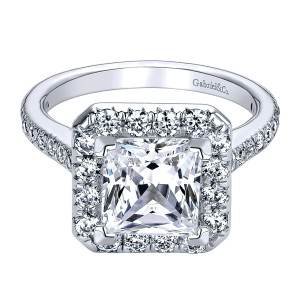 Gabriel - Patience 14 Karat Princess Cut Halo Engagement Ring ER9384W44JJ
