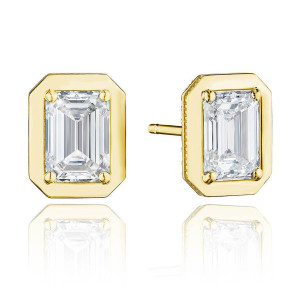 Tacori FE823EC7X5NDY 18 Karat Yellow Gold, angled pair view of the emerald cut diamond studs held by corner prongs