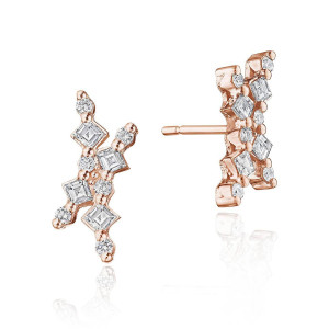 Tacori FE891PK 18 Karat Rose Gold, front view of the staggered cluster stud set with carre and round colourless diamonds