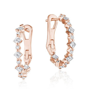 Tacori FE893PK 18 Karat Rose Gold, angled view of the small hoop set with alternating carre and round diamonds on the outer edge