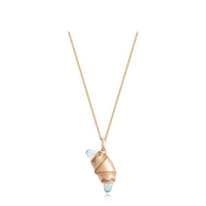 Tacori FN948AQUFPK18 14 Karat Rose Gold, front view of the crescent charm necklace with pale blue aquamarine bullet ends and beaded gold borders