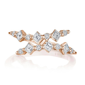 Tacori FR891PK 18 Karat Rose Gold, top view of the open double row with carre cut squares and bezel set round diamonds