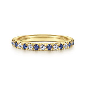 Gabriel & Co. AN14190Y44SA 14 karat yellow gold Classic anniversary band, front view of blue and colorless round stones alternating evenly along the top edge