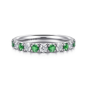 Gabriel & Co. AN14191W44EA 14 karat white gold Classic anniversary band, front view of green and colorless round stones alternating between slim prongs