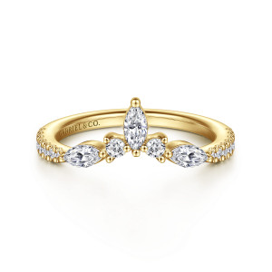 Gabriel & Co. AN15563Y44JJ 14 karat yellow gold Kaslique anniversary band, front view of the upward marquise crest flanked by small round stones and side marquise stones
