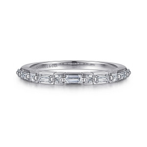 Gabriel & Co. AN15570W44JJ 14 karat white gold Art Deco anniversary band, front view of baguette diamonds alternating with small square diamonds and round beads between them