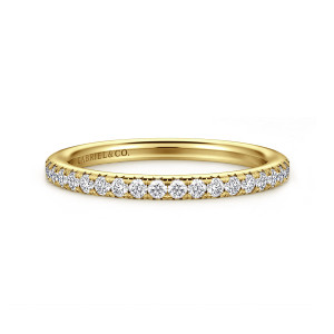 Gabriel & Co. AN16168Y44JJ 14 karat yellow gold Classic wedding band, front view of a single line of small round stones along the top edge