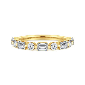 Gabriel & Co. AN16204Y44JJ 14 karat yellow gold Contemporary anniversary band, front view of round and rectangular stones alternating, with tiny beads between each pair